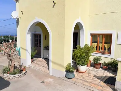 Ferienwohnung für 3 Personen in Veli Lošinj 1/10
