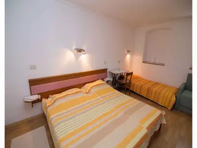 Ferienwohnung für 3 Personen (34 m²) in Veli Lošinj 3/10
