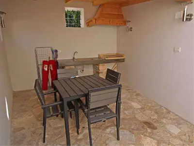 Ferienwohnung für 3 Personen (40 m²) in Veli Lošinj 2/10