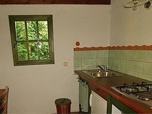 22806345-Ferienwohnung-3-Veli Lošinj-300x225-5