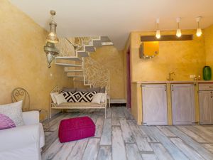 22807615-Ferienwohnung-2-Veli Lošinj-300x225-5