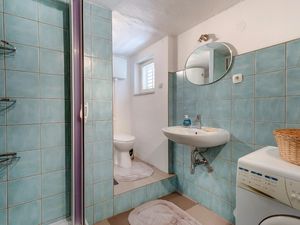 22808705-Ferienwohnung-2-Veli Lošinj-300x225-5