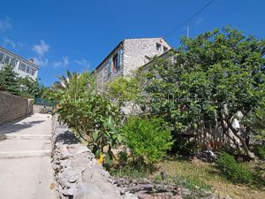 23297362-Ferienwohnung-4-Veli Lošinj-300x225-2