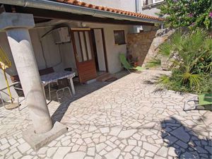 23773552-Ferienwohnung-4-Veli Lošinj-300x225-2