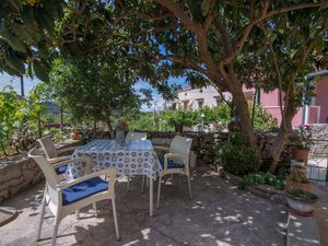 23773606-Ferienwohnung-2-Veli Lošinj-300x225-2