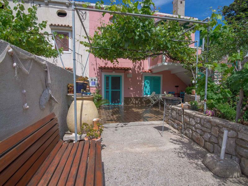 23773618-Ferienwohnung-2-Veli Lošinj-800x600-2