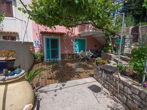 23773618-Ferienwohnung-2-Veli Lošinj-300x225-3