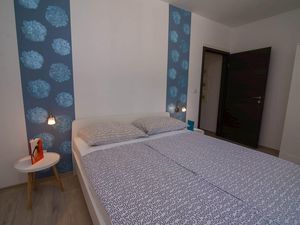 23297827-Ferienwohnung-2-Veli Lošinj-300x225-3