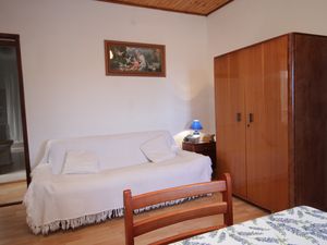 18510472-Ferienwohnung-2-Veli Lošinj-300x225-1