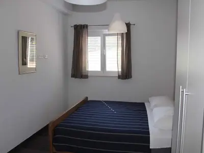 Ferienwohnung für 4 Personen (64 m²) in Veli Rat 5/10