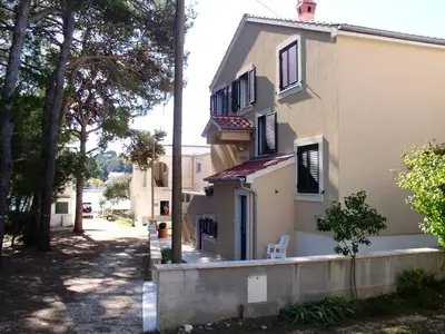 Ferienwohnung für 5 Personen in Veli Rat 5/10