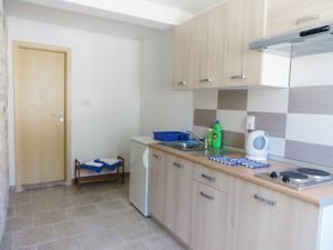 22390479-Ferienwohnung-4-Veli Rat-300x225-3