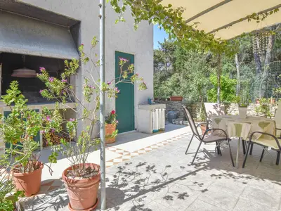 Ferienwohnung für 2 Personen (25 m²) in Veli Rat 9/10