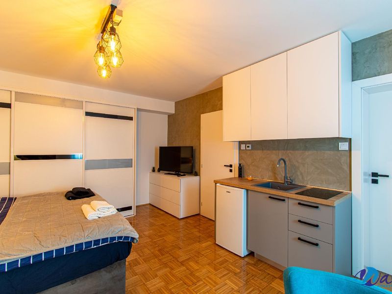 23456335-Ferienwohnung-3-Velika Gorica-800x600-2