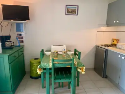 DiningRoom