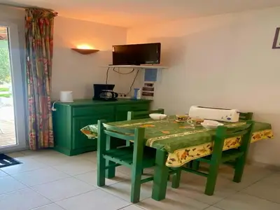 DiningRoom