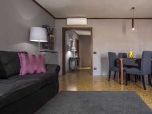 22690331-Ferienwohnung-9-Venedig-300x225-4