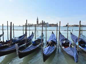 23837373-Ferienwohnung-3-Venedig-300x225-2