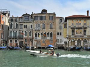 23837373-Ferienwohnung-3-Venedig-300x225-4