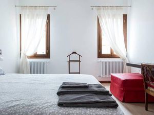 22433629-Ferienwohnung-4-Venedig-300x225-5