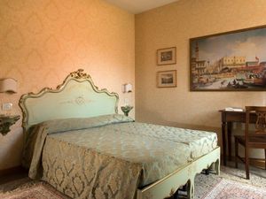 19386344-Ferienwohnung-4-Venedig-300x225-5