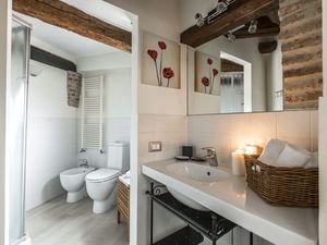 21593705-Ferienwohnung-4-Venedig-300x225-1