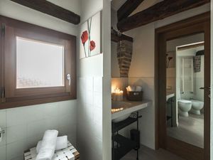 21593705-Ferienwohnung-4-Venedig-300x225-2