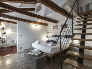 21593705-Ferienwohnung-4-Venedig-300x225-3