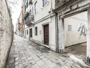 21593705-Ferienwohnung-4-Venedig-300x225-2