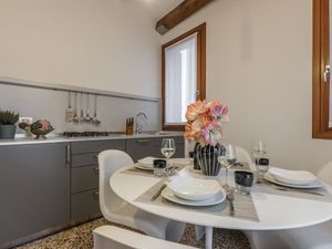 22311563-Ferienwohnung-4-Venedig-300x225-3