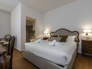 22348445-Ferienwohnung-4-Venedig-300x225-3