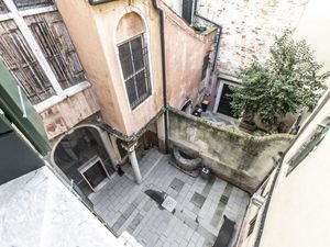 22348445-Ferienwohnung-4-Venedig-300x225-5