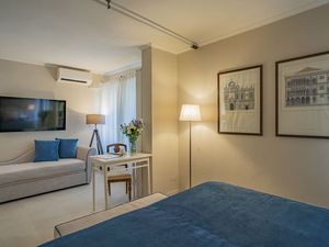 22678457-Ferienwohnung-3-Venedig-300x225-1