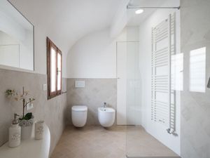 22688703-Ferienwohnung-4-Venedig-300x225-5