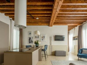 23109151-Ferienwohnung-3-Venedig-300x225-2