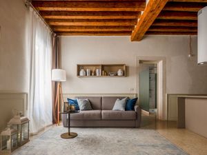 23109151-Ferienwohnung-3-Venedig-300x225-5