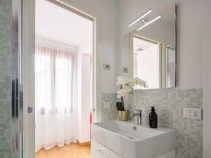 23322464-Ferienwohnung-4-Venedig-300x225-5