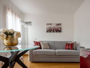 23322464-Ferienwohnung-4-Venedig-300x225-1