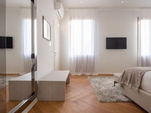 23350437-Ferienwohnung-4-Venedig-300x225-3