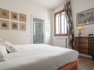 23545207-Ferienwohnung-4-Venedig-300x225-2