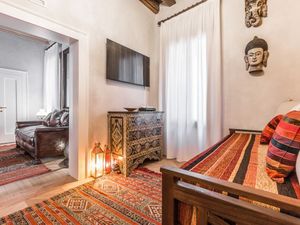 23588709-Ferienwohnung-5-Venedig-300x225-2