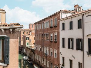 23588703-Ferienwohnung-4-Venedig-300x225-2