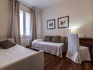 23588703-Ferienwohnung-4-Venedig-300x225-5