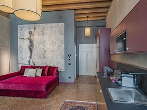 23588718-Ferienwohnung-3-Venedig-300x225-2