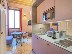 23588713-Ferienwohnung-4-Venedig-300x225-3