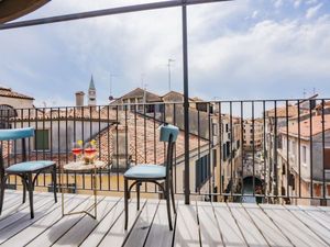 23588721-Ferienwohnung-2-Venedig-300x225-3