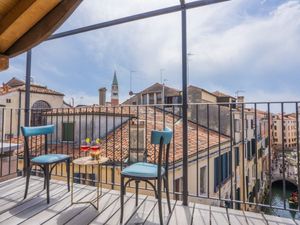 23588721-Ferienwohnung-2-Venedig-300x225-4