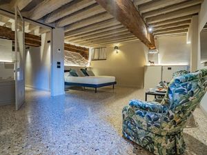 23588726-Ferienwohnung-5-Venedig-300x225-5