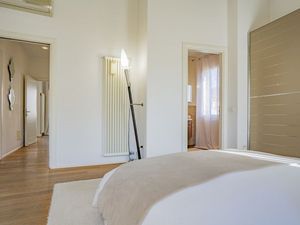 23588731-Ferienwohnung-4-Venedig-300x225-1