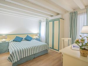 23588728-Ferienwohnung-4-Venedig-300x225-4